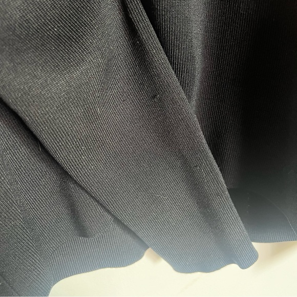 Neiman Marcus black long sleeve top Women’s size small - Picture 5 of 7